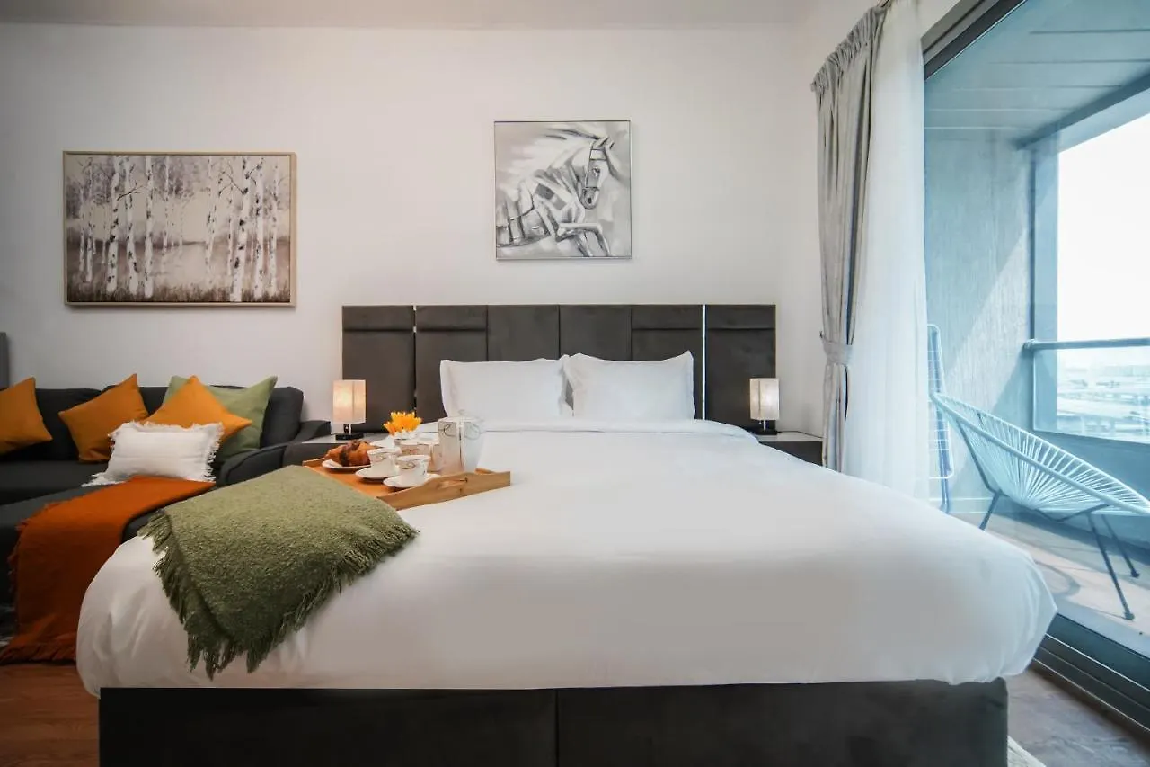 Luxury Studio Apartment Close To Jbr Beach&Yacht Club&Metro-Available Airport Shuttle 두바이