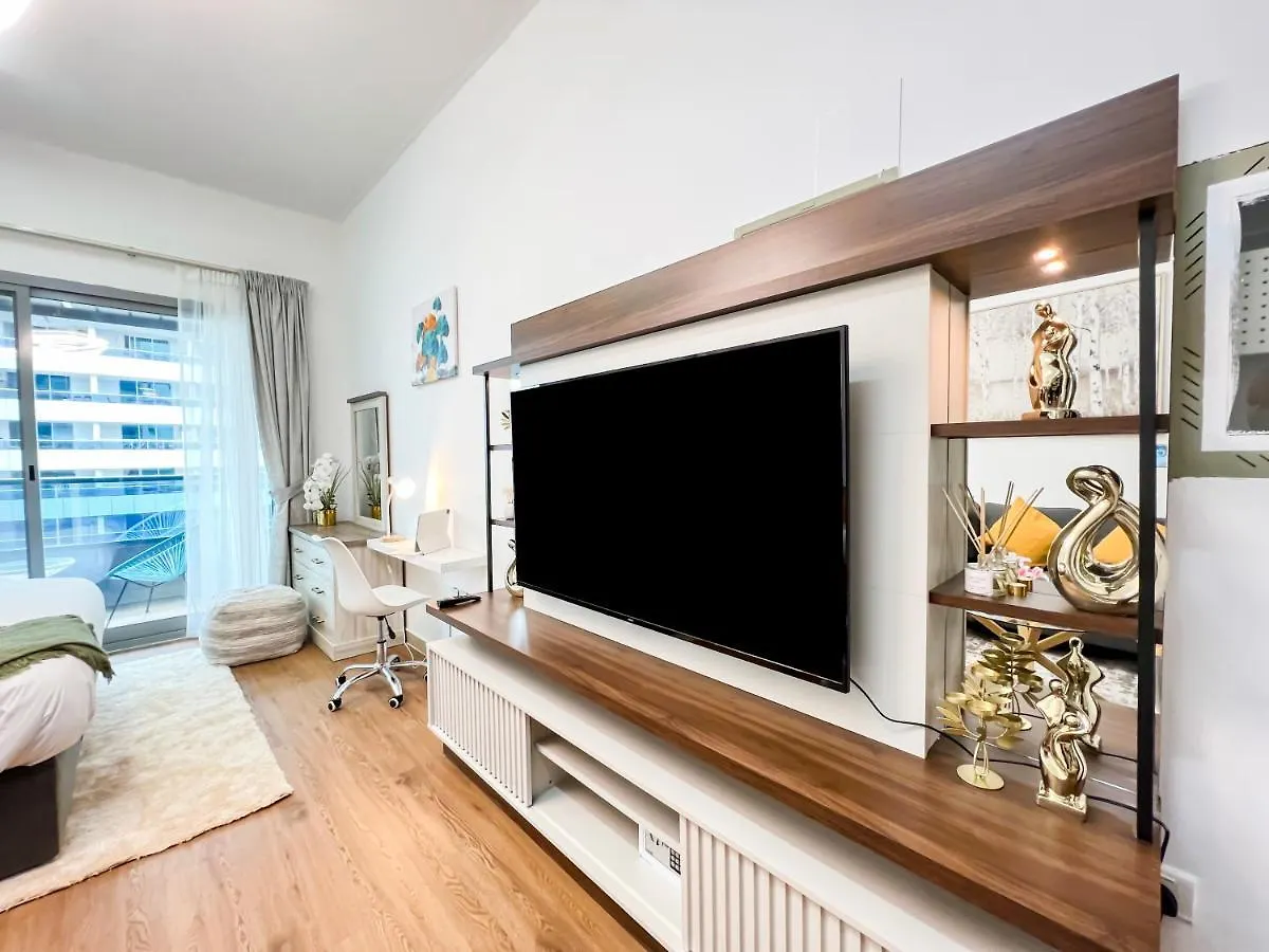 Luxury Studio Apartment Close To Jbr Beach&Yacht Club&Metro-Available Airport Shuttle 두바이 아랍에미리트
