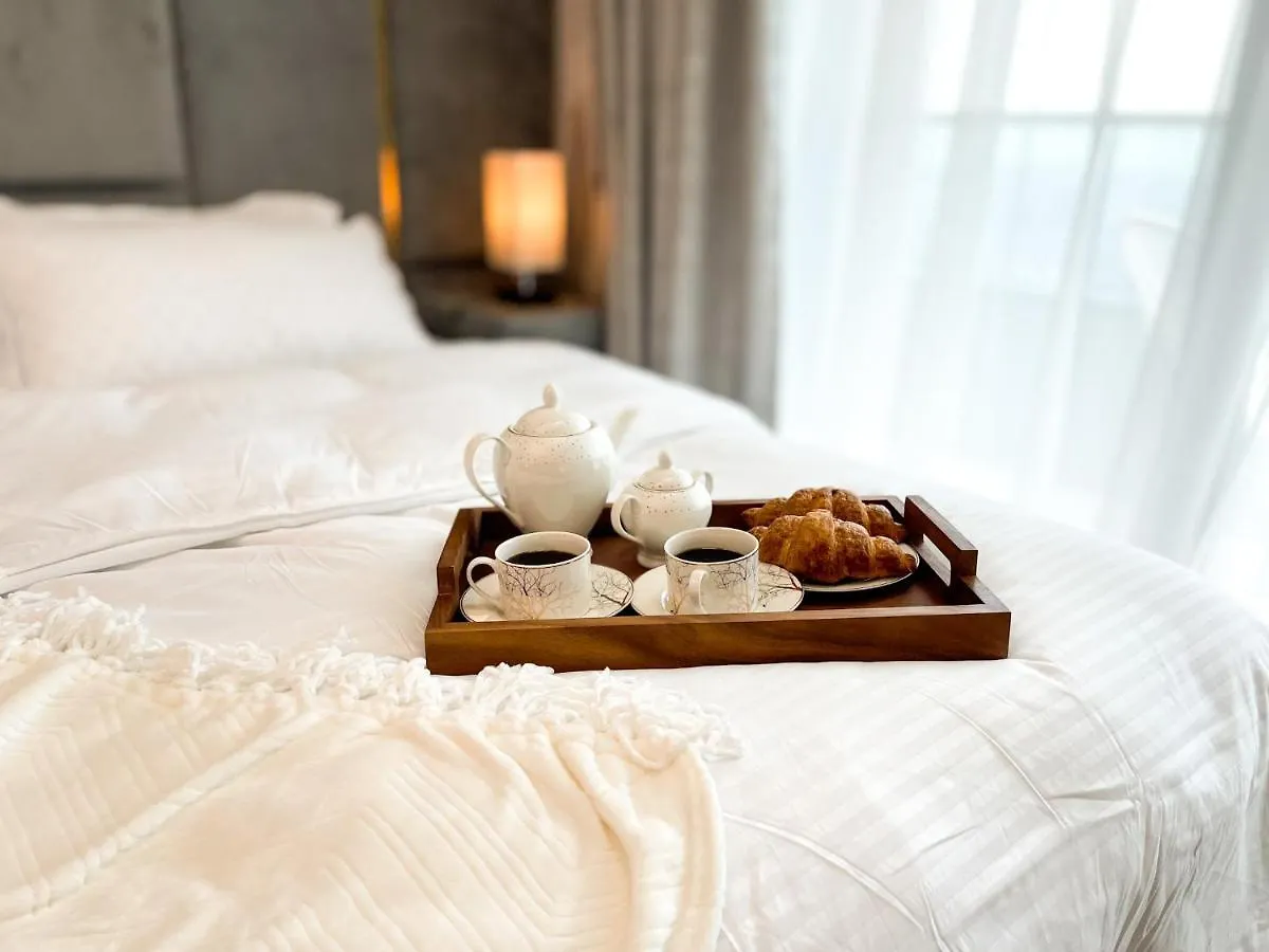 Luxury Studio Apartment Close To Jbr Beach&Yacht Club&Metro-Available Airport Shuttle 두바이