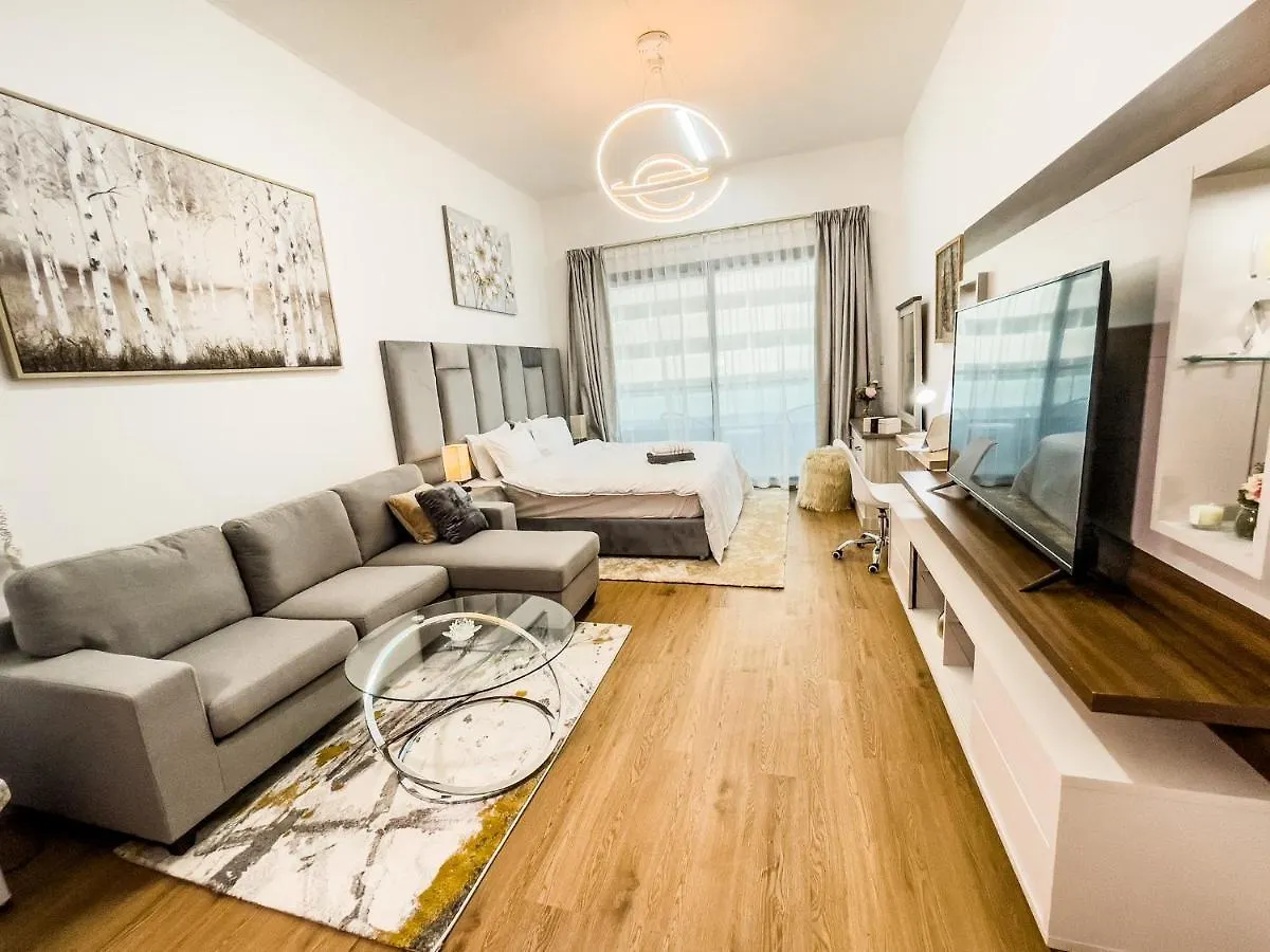 Luxury Studio Apartment Close To Jbr Beach&Yacht Club&Metro-Available Airport Shuttle Dubai 0*,  United Arab Emirates