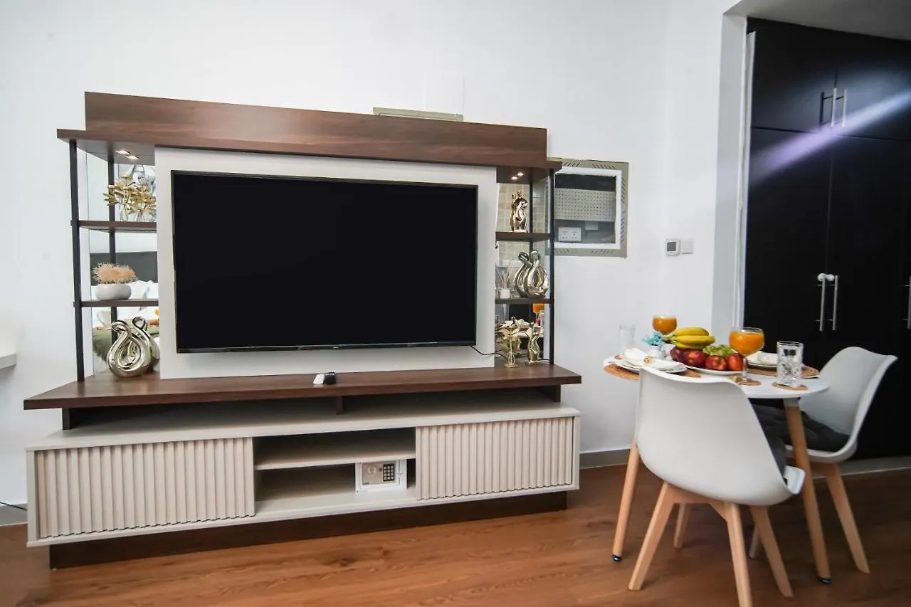 Luxury Studio Apartment Close To Jbr Beach&Yacht Club&Metro-Available Airport Shuttle Dubai 0*,  United Arab Emirates